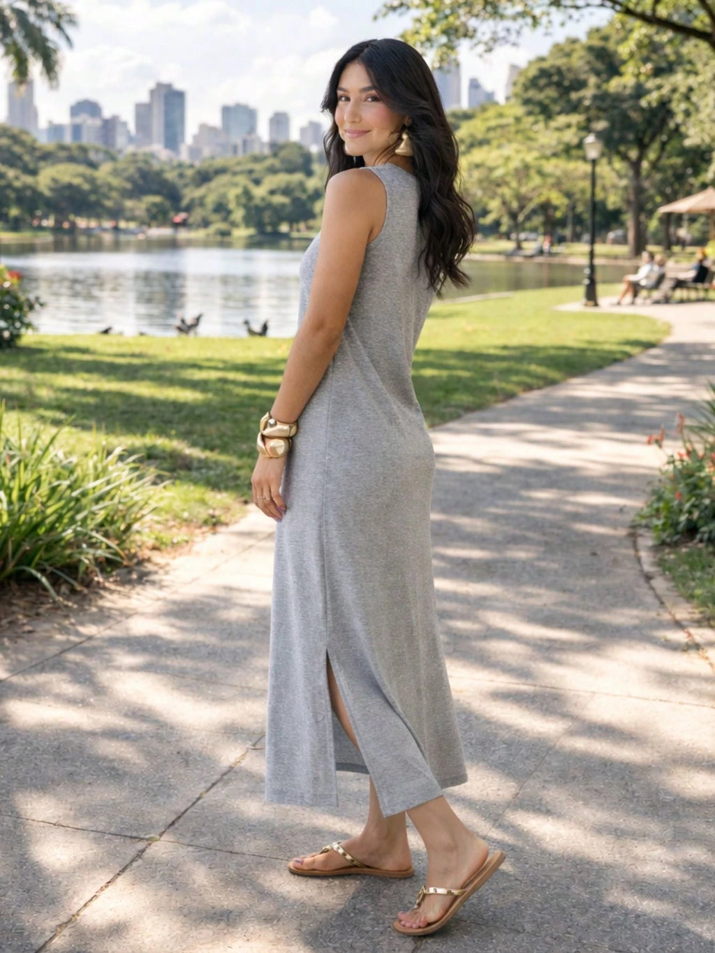 Vestido Feminino Longo Com Fenda Lateral e Bolso Básico Liso Moda Comfy Casual Blogueira Soltinho Malha Leve Algodão