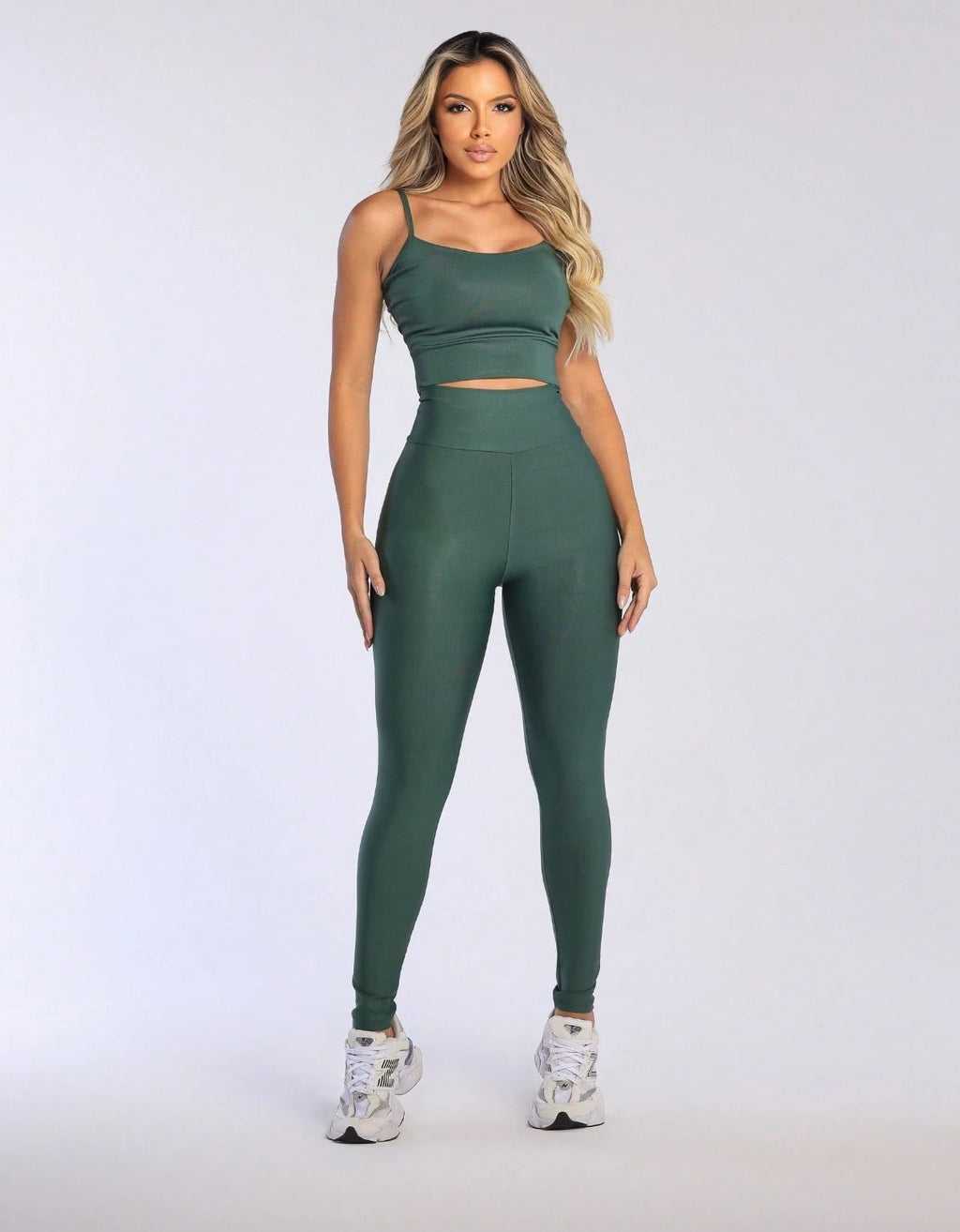 Kit 3 Peças Conjunto de Roupas Esportivas Fitnes Feminino Calça Legging Cintura Alta + Top com Bojo Removivel Zero Transparência + Regata Academia Dry Fit Ideal Treino Malhar Corrida