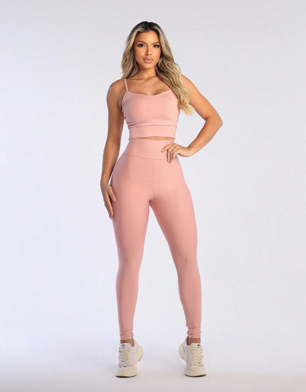 Kit 3 Peças Conjunto de Roupas Esportivas Fitnes Feminino Calça Legging Cintura Alta + Top com Bojo Removivel Zero Transparência + Regata Academia Dry Fit Ideal Treino Malhar Corrida