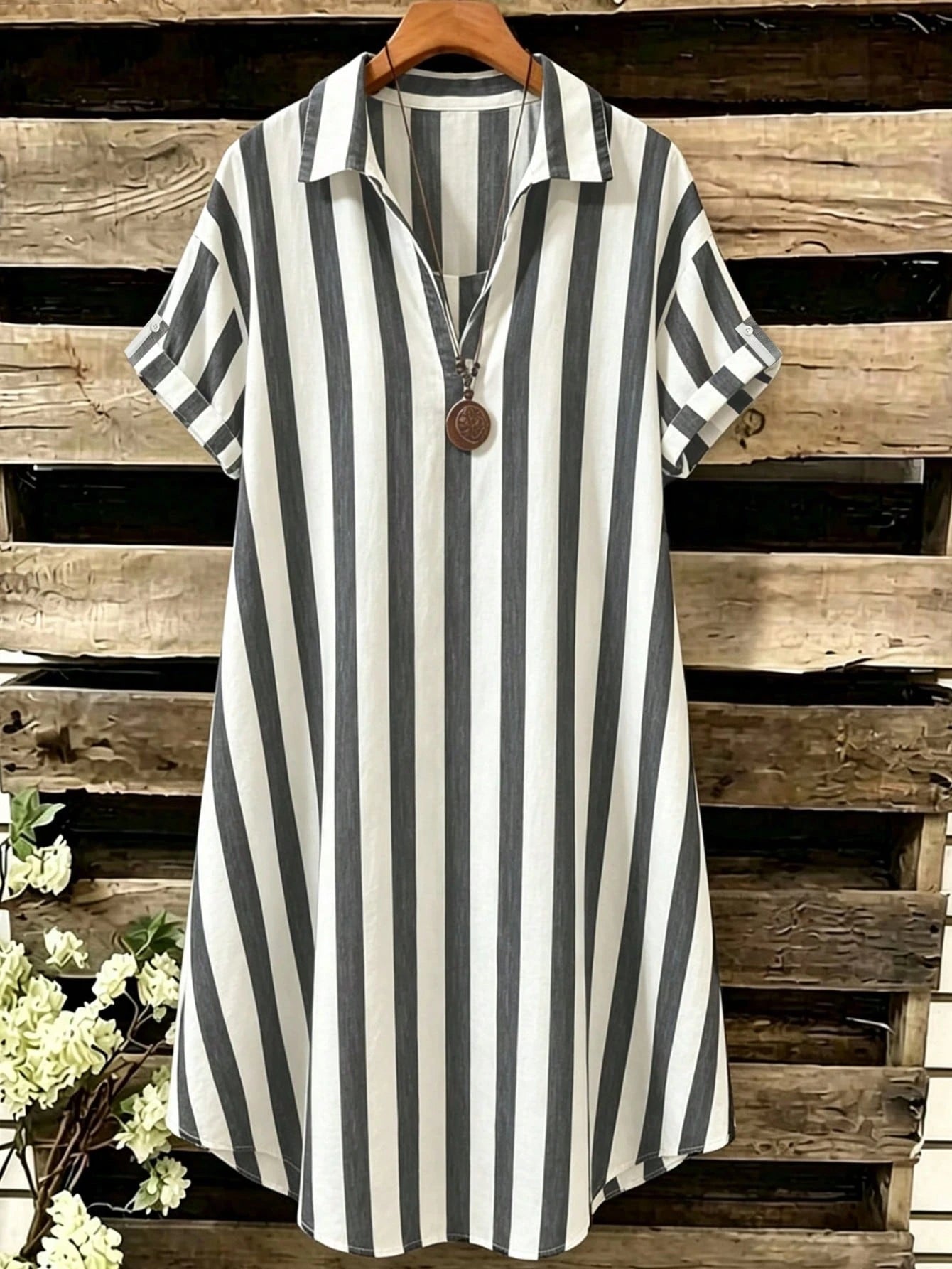 EMERY ROSE Novo Vestido Feminino Casual Solto com Decote em V, Listrado e Botões Longos