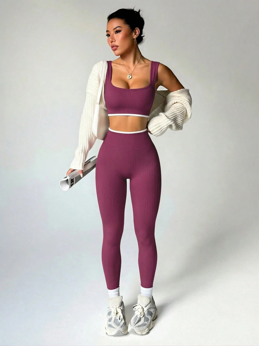 Dewbera Dewbera Conjunto Esportivo Feminino com Regata Cropped Listrada em Blocos de Cor e Legging